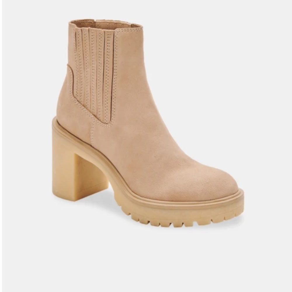 New! Dolce vita boots